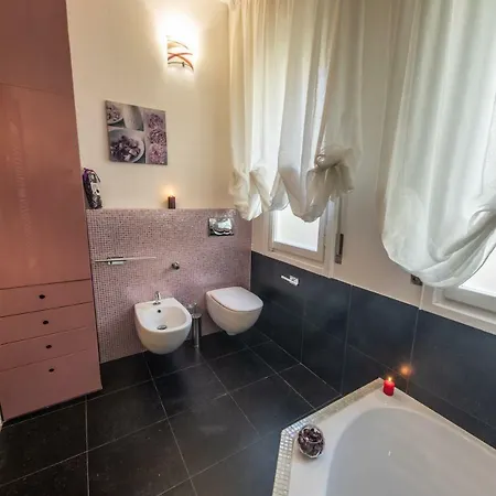 6 A 2 Passi Maison d'hôtes Bologne